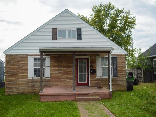 1213 Grace Street , Washington Court House, OH 43160