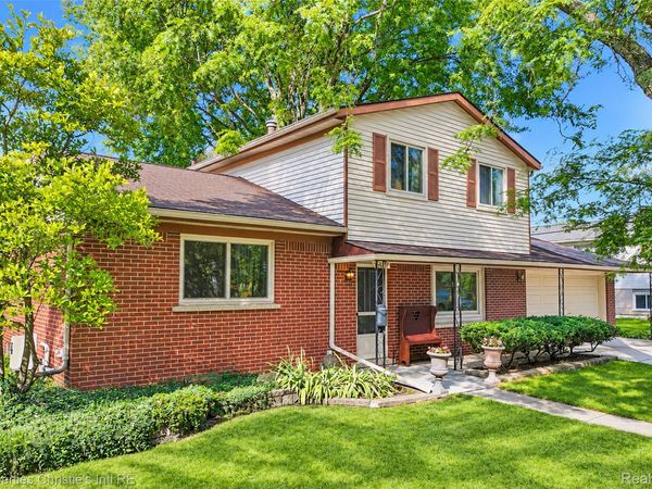 24187 S Duncan Circle, Farmington Hills, Mi 48336