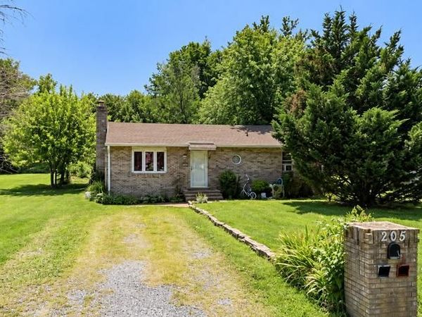 205 DOMINION LANE , CHESTER, MD 21619