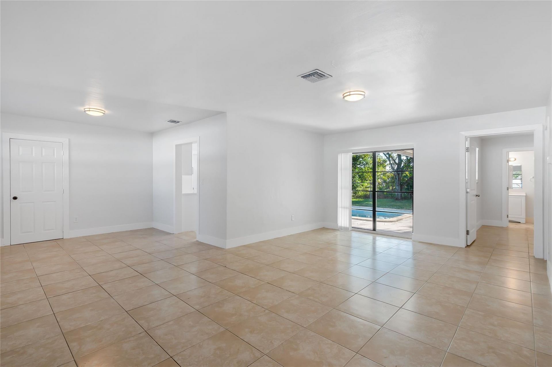 2208 NW 63rd Avenue, Sunrise, FL 33313 Photo
