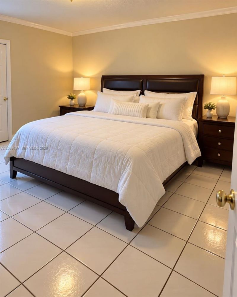 4713 NW 7th St , Unit 204-1, Miami, FL 33126 Photo