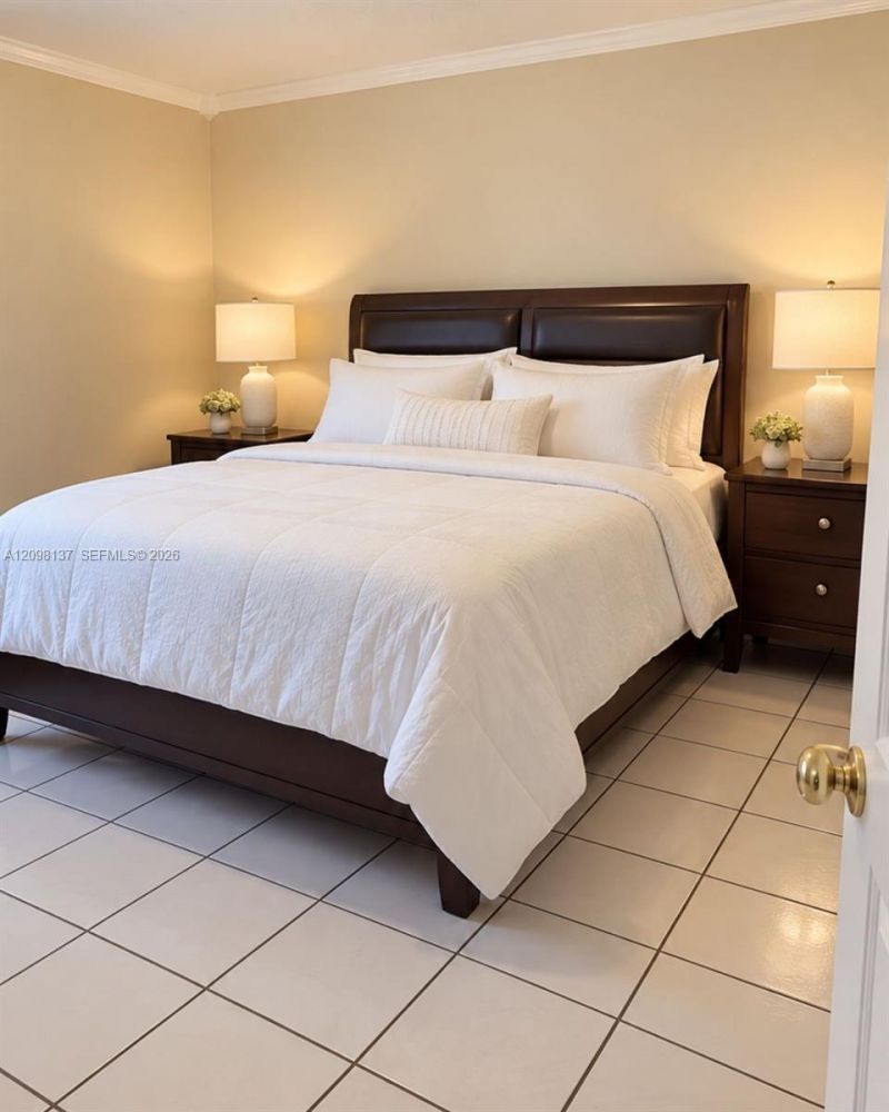 4713 NW 7th St , Unit 204-1, Miami, FL 33126 Photo