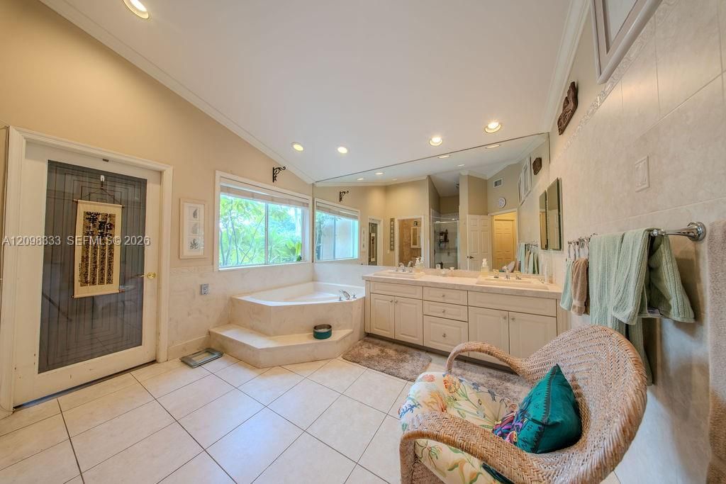 10071 NW 7th St, Plantation, FL 33324 Photo