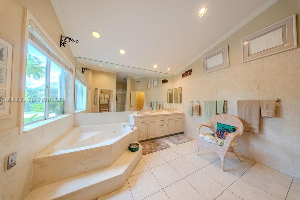 10071 NW 7th St, Plantation, FL 33324 Photo
