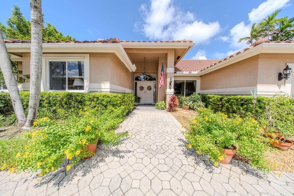 10071 NW 7th St, Plantation, FL 33324 Photo