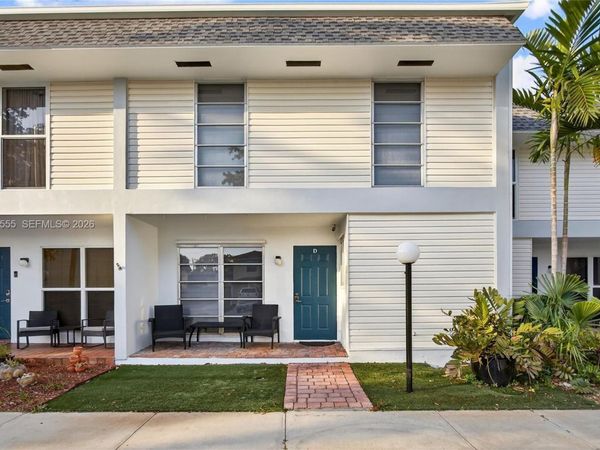 3331 Farragut St , Unit 8D, Hollywood, FL 33021