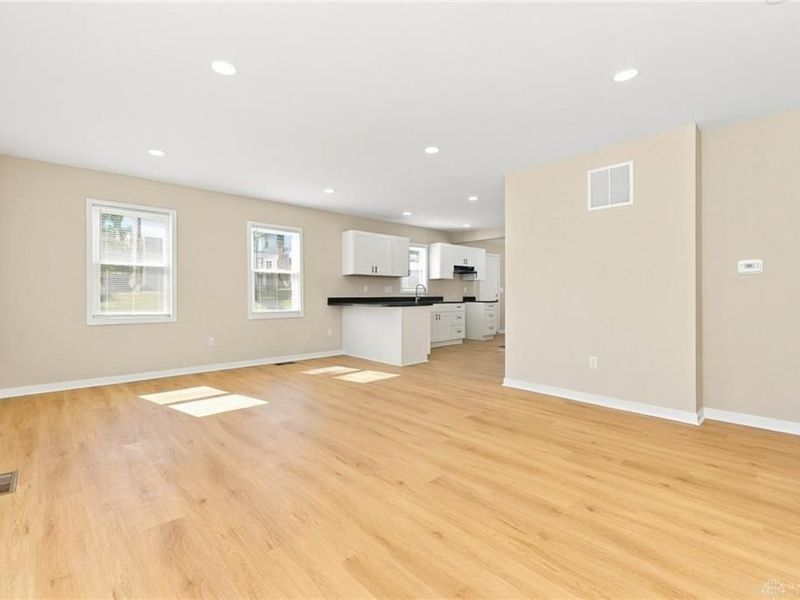 1303 Catalpa Drive, Dayton, OH 45406 Photo 3