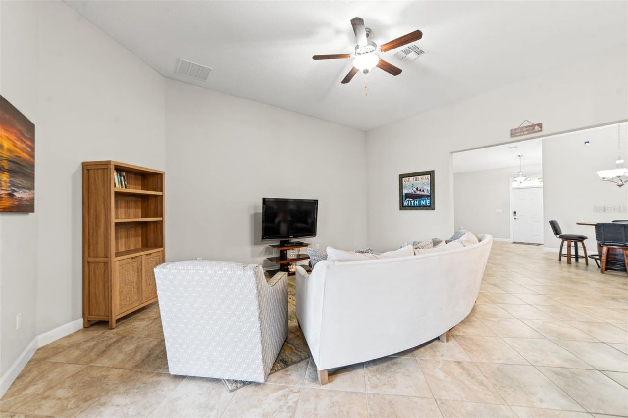 9912 Smarty Jones Drive , Ruskin, FL 33573 Photo
