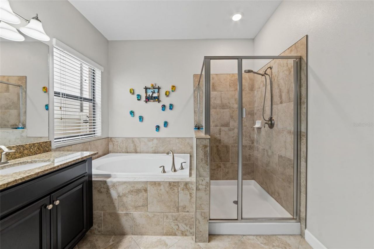 9912 Smarty Jones Drive , Ruskin, FL 33573 Photo