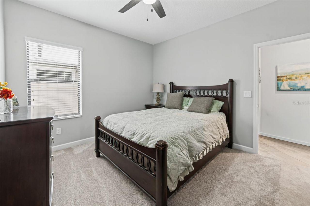 9912 Smarty Jones Drive , Ruskin, FL 33573 Photo
