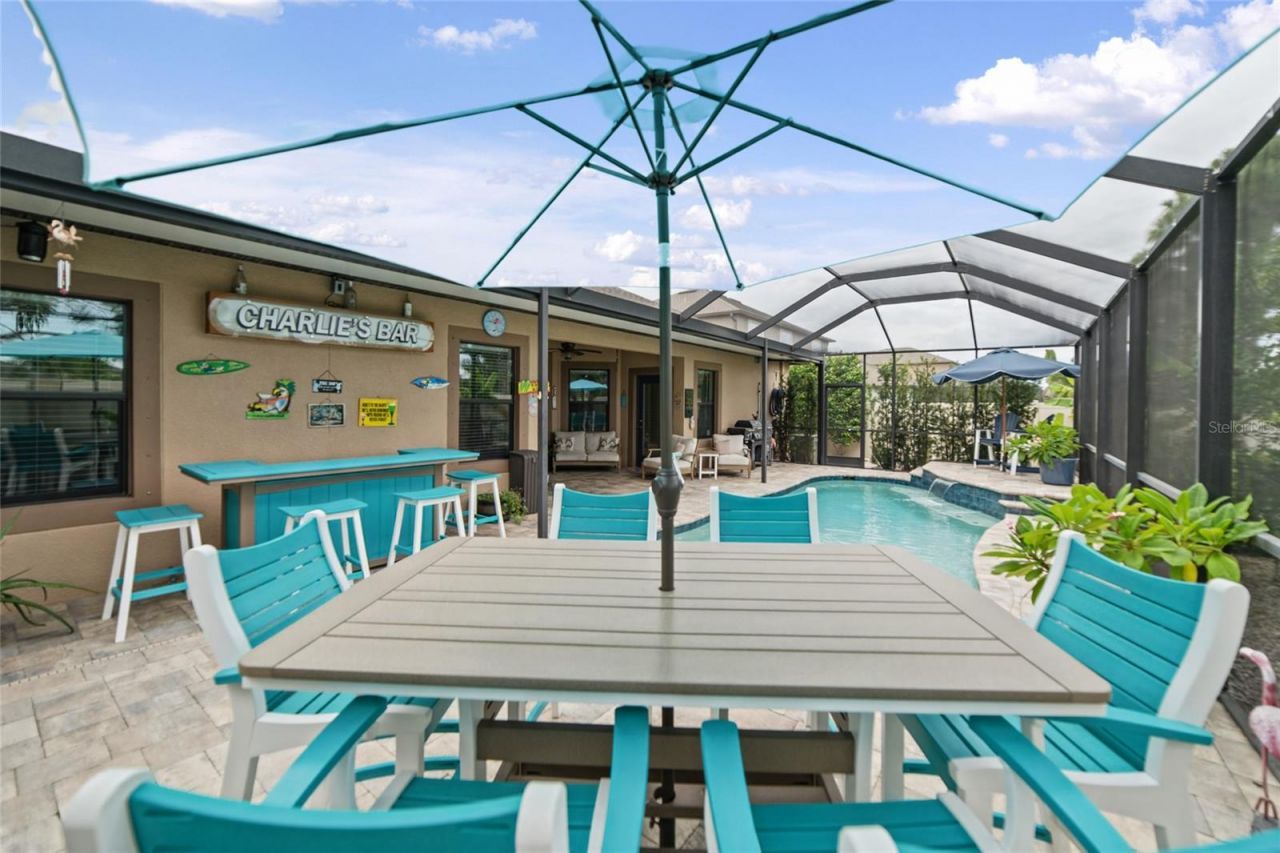 9912 Smarty Jones Drive , Ruskin, FL 33573 Photo