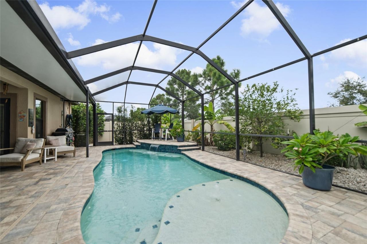 9912 Smarty Jones Drive , Ruskin, FL 33573 Photo