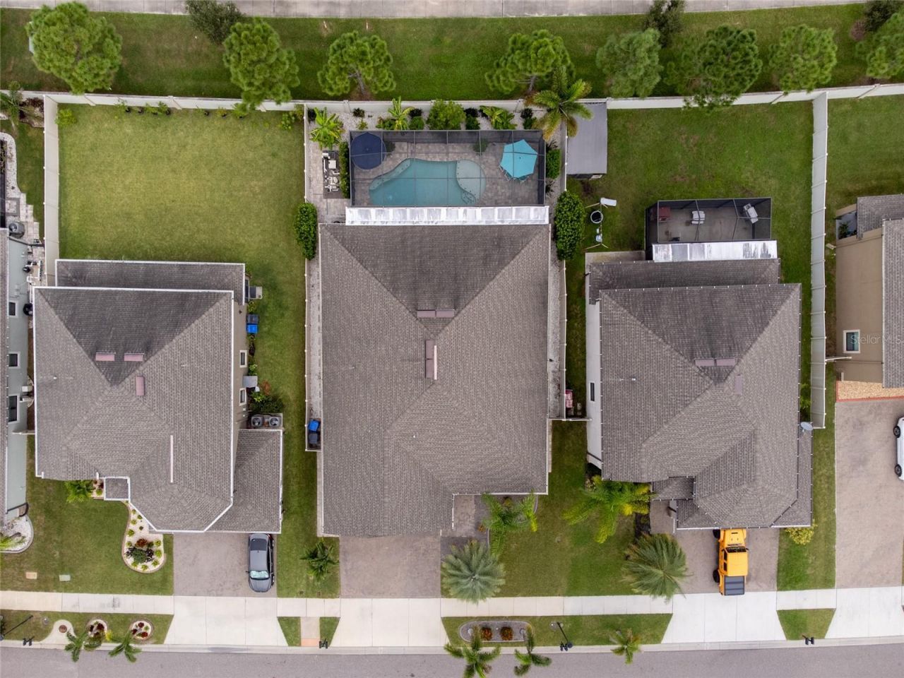 9912 Smarty Jones Drive , Ruskin, FL 33573 Photo