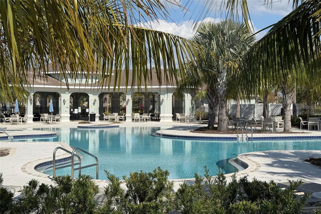 9912 Smarty Jones Drive , Ruskin, FL 33573 Photo