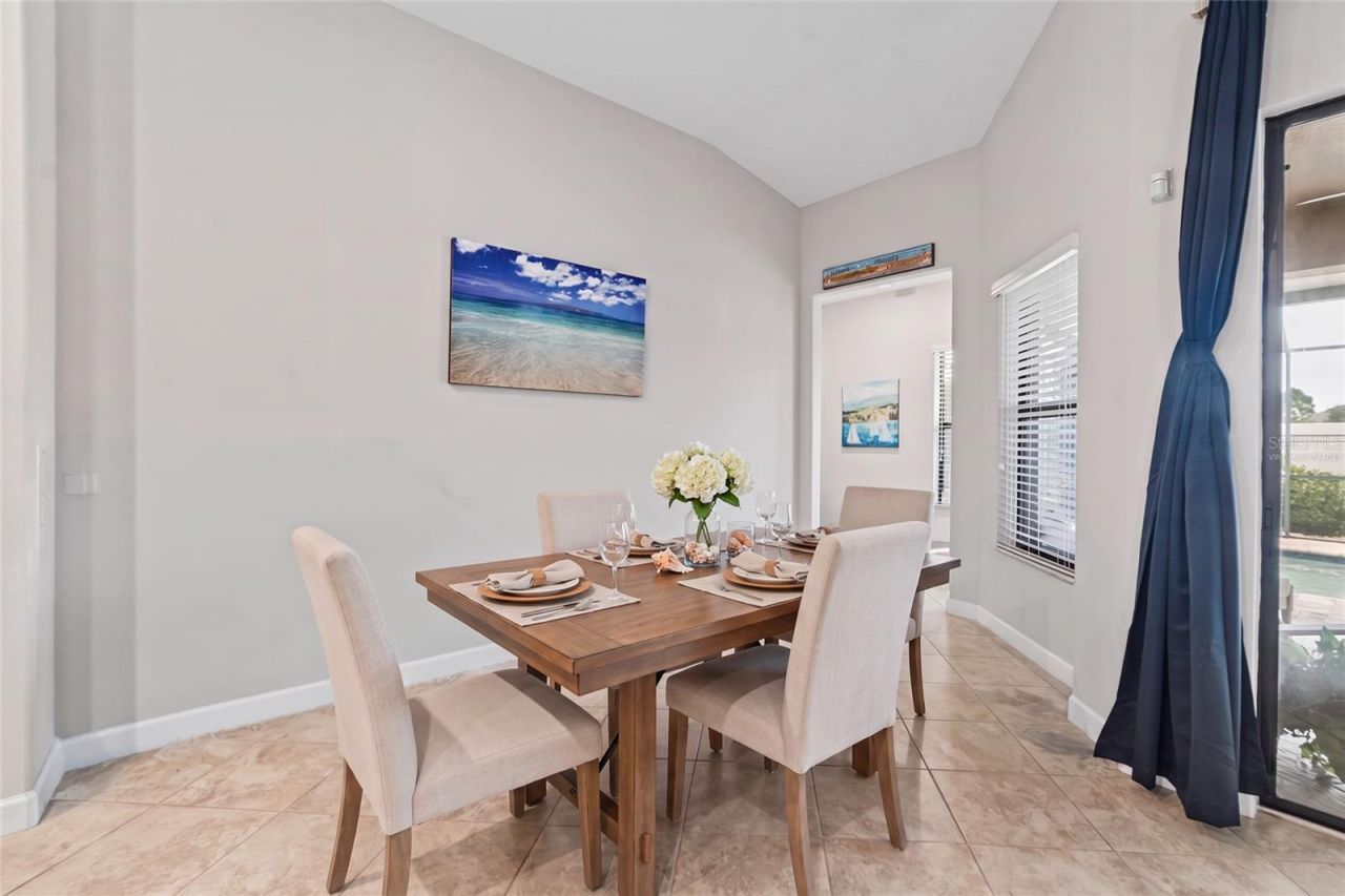 9912 Smarty Jones Drive , Ruskin, FL 33573 Photo