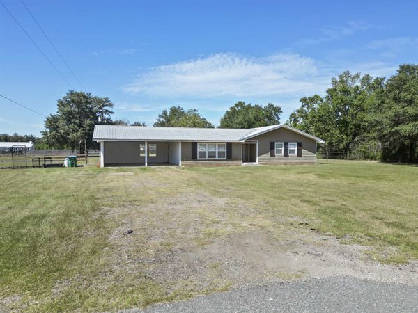 17014 NW Harry G Mcclellan Road, Blountstown, FL 32424