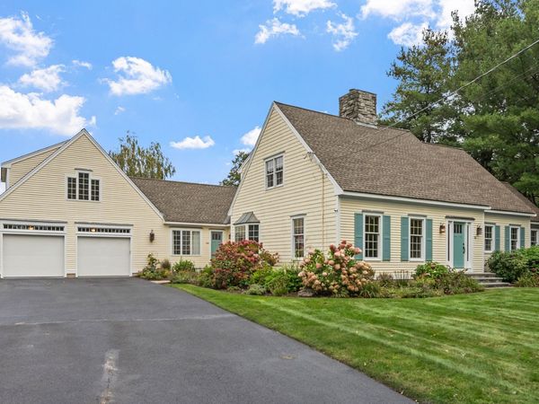 88 N Billerica Rd, Tewksbury, MA 01876