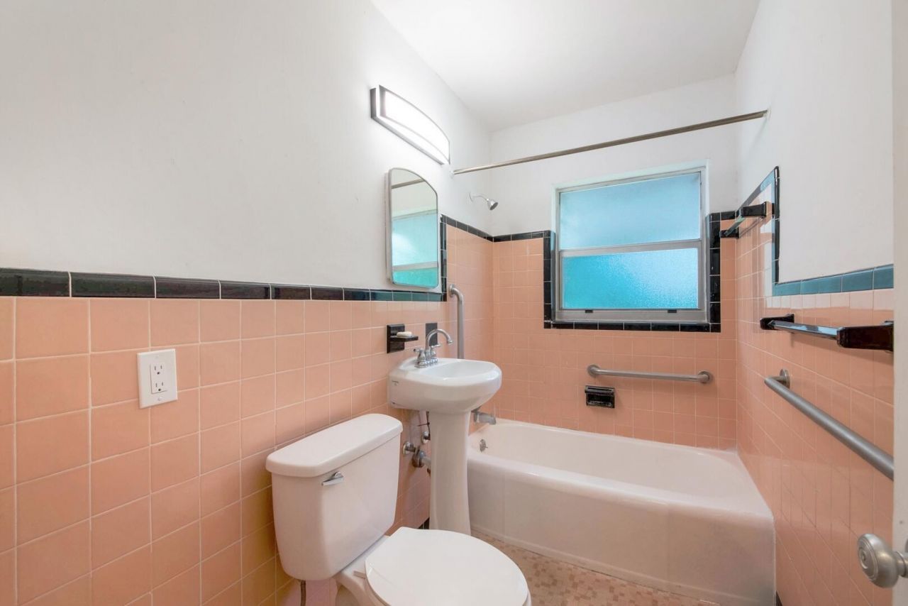 2219 W Pineridge Court, Delray Beach, FL 33444 Photo