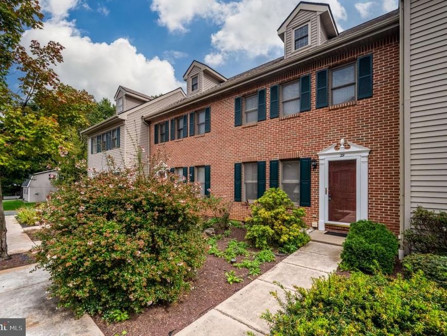 29 Weiser Court, Womelsdorf, PA 19567 Main Photo