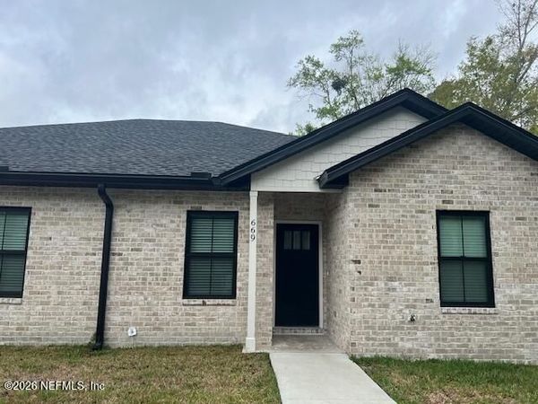 673 S ORANGE Street, Starke, FL 32091