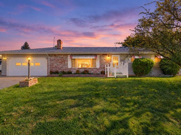 3219 Caroline Street, Klamath Falls, OR 97603