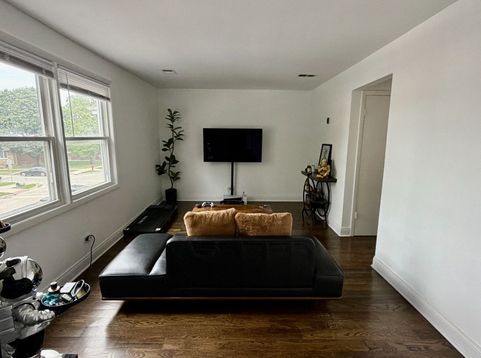 Main Photo