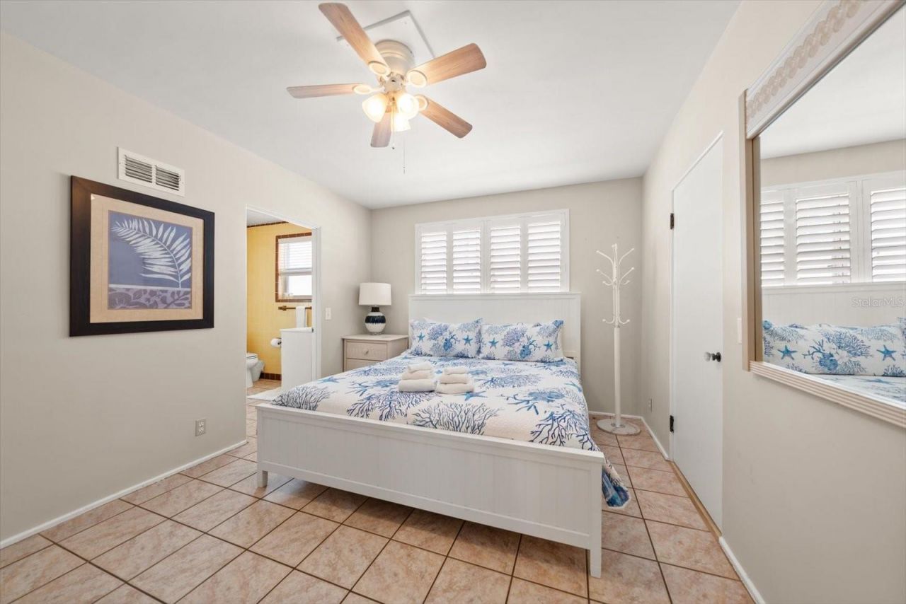 1512 Gulf Boulevard, Indian Rocks Beach, FL 33785 Photo