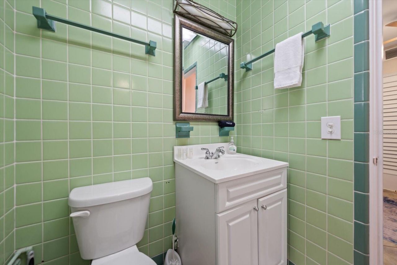1512 Gulf Boulevard, Indian Rocks Beach, FL 33785 Photo