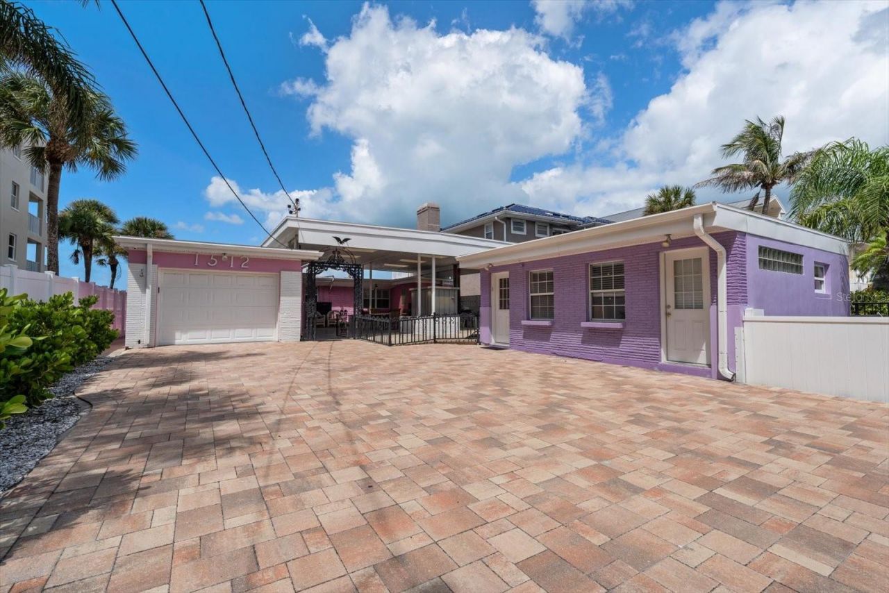 1512 Gulf Boulevard, Indian Rocks Beach, FL 33785 Photo