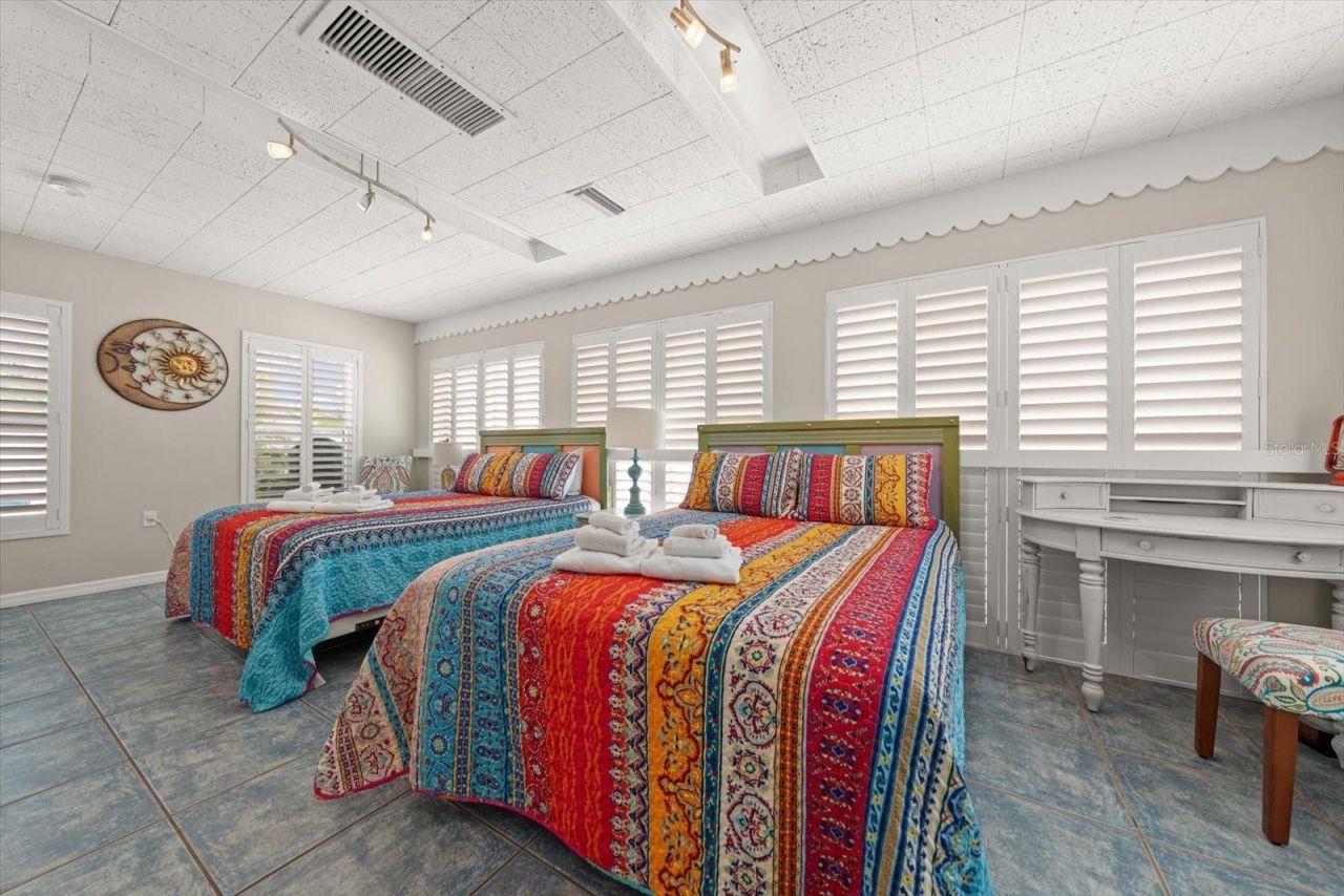 1512 Gulf Boulevard, Indian Rocks Beach, FL 33785 Photo