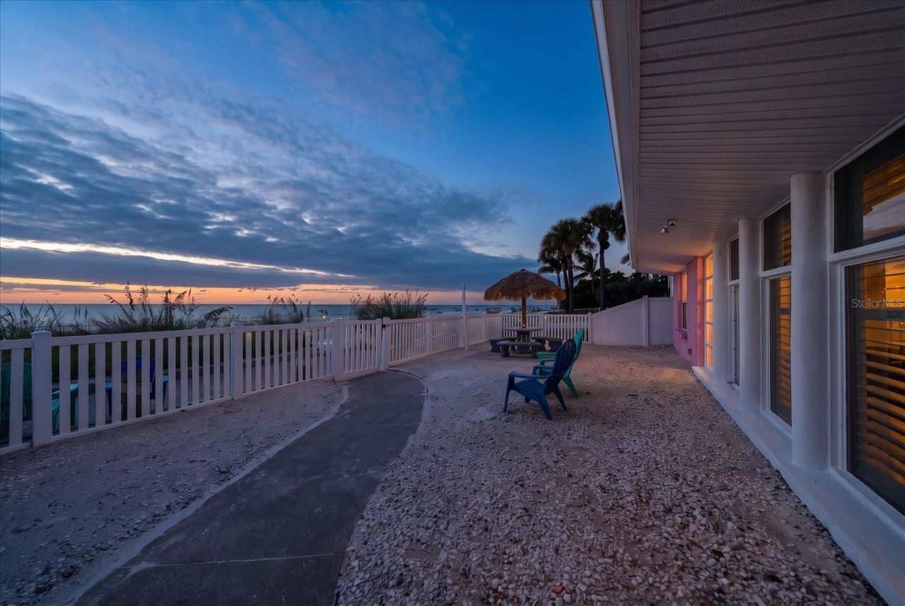 1512 Gulf Boulevard, Indian Rocks Beach, FL 33785 Photo