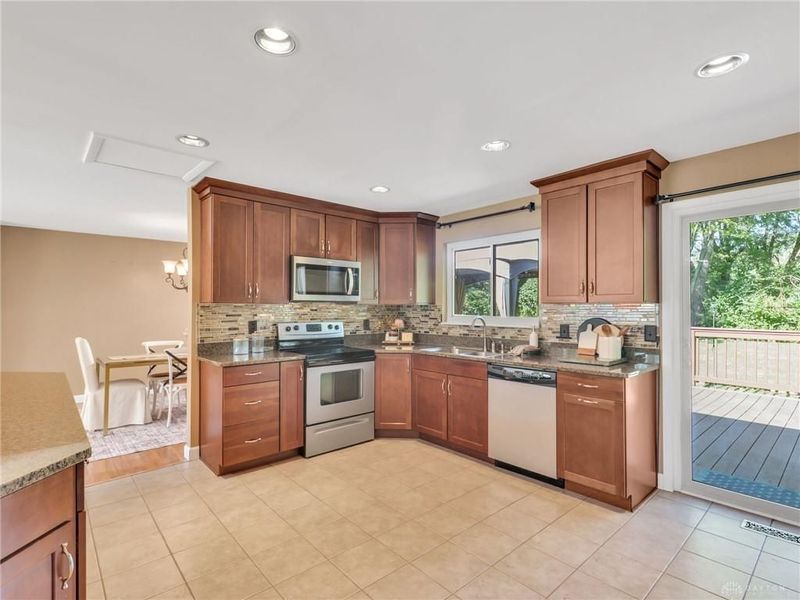 4657 Marcus Circle, Kettering, OH 45440 Photo 17