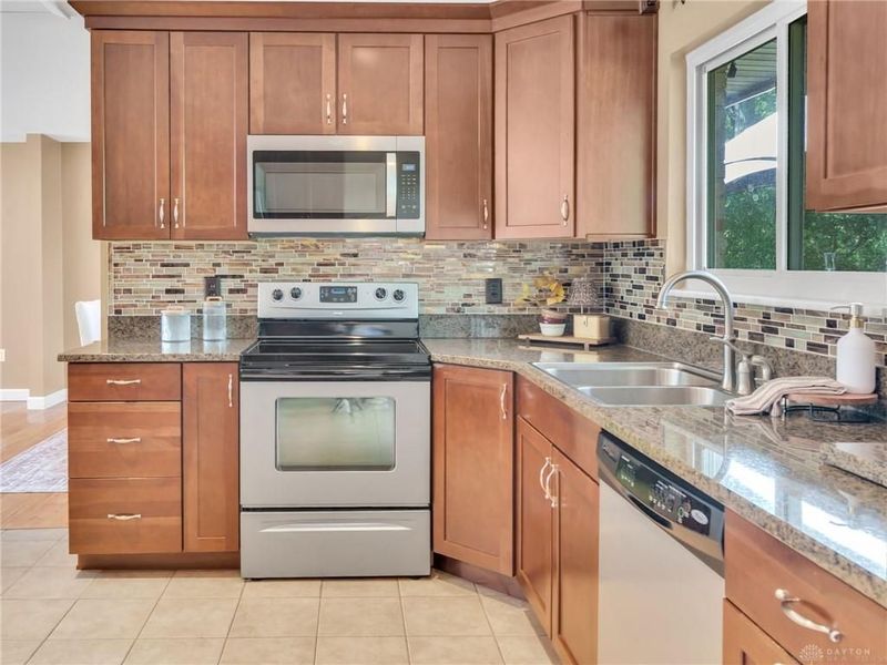 4657 Marcus Circle, Kettering, OH 45440 Photo 18