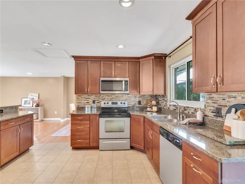 4657 Marcus Circle, Kettering, OH 45440 Photo 19