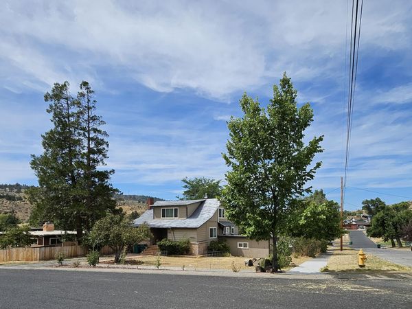 133 Grant Street, Klamath Falls, OR 97601