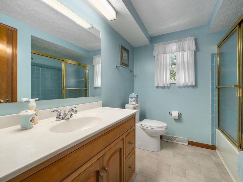 639 Link Road, Columbus, OH 43213 Photo 37