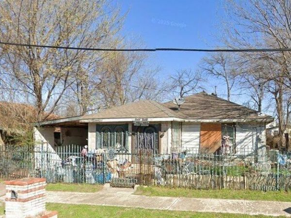 1727 Morris Street , Dallas, TX 75212