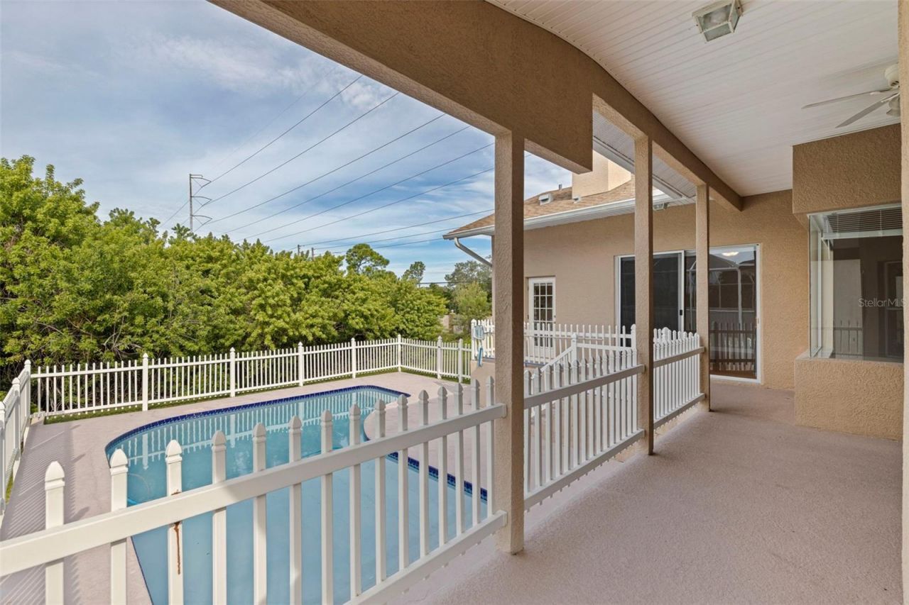 7380 Pebble Beach Lane, Seminole, FL 33777 Photo