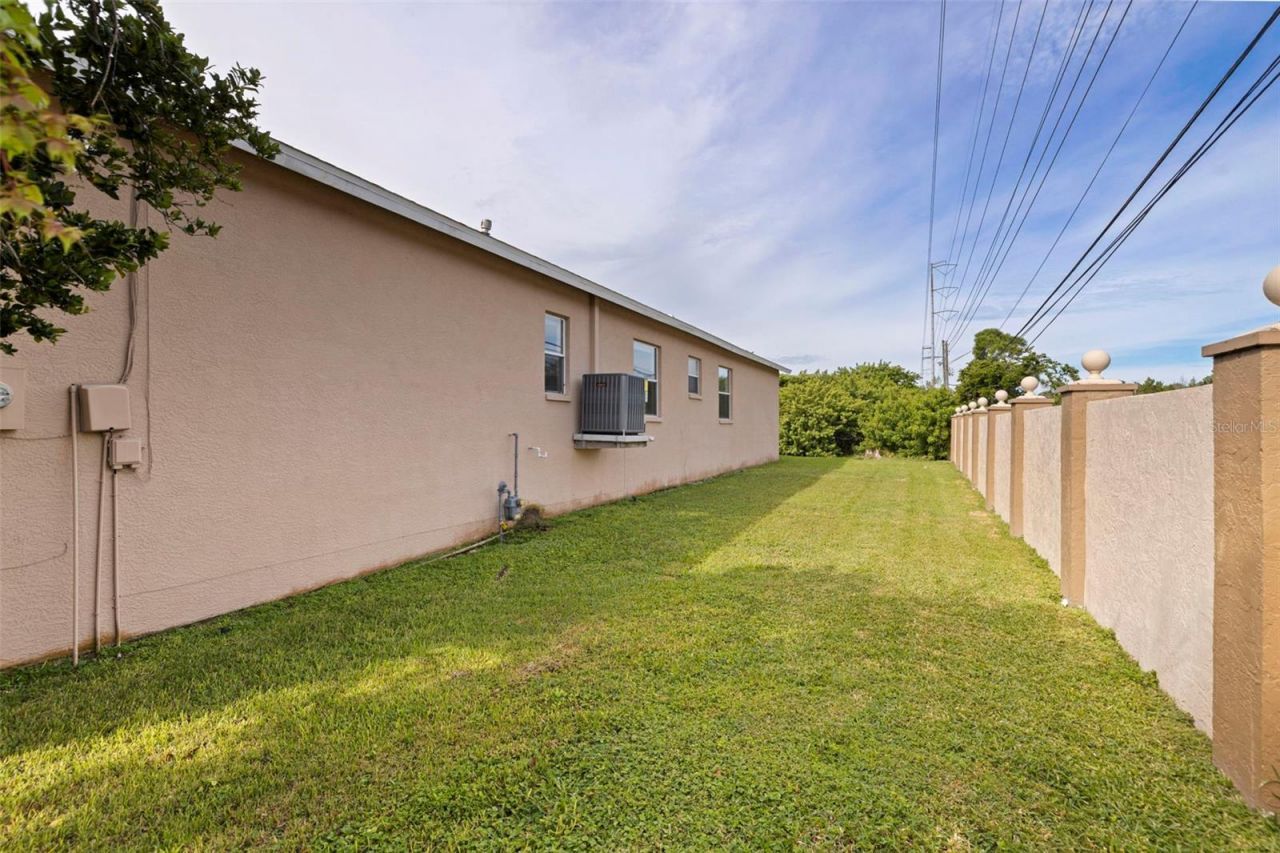 7380 Pebble Beach Lane, Seminole, FL 33777 Photo