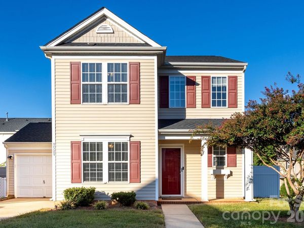 1521 Hyacinth Court , Charlotte, NC 28215