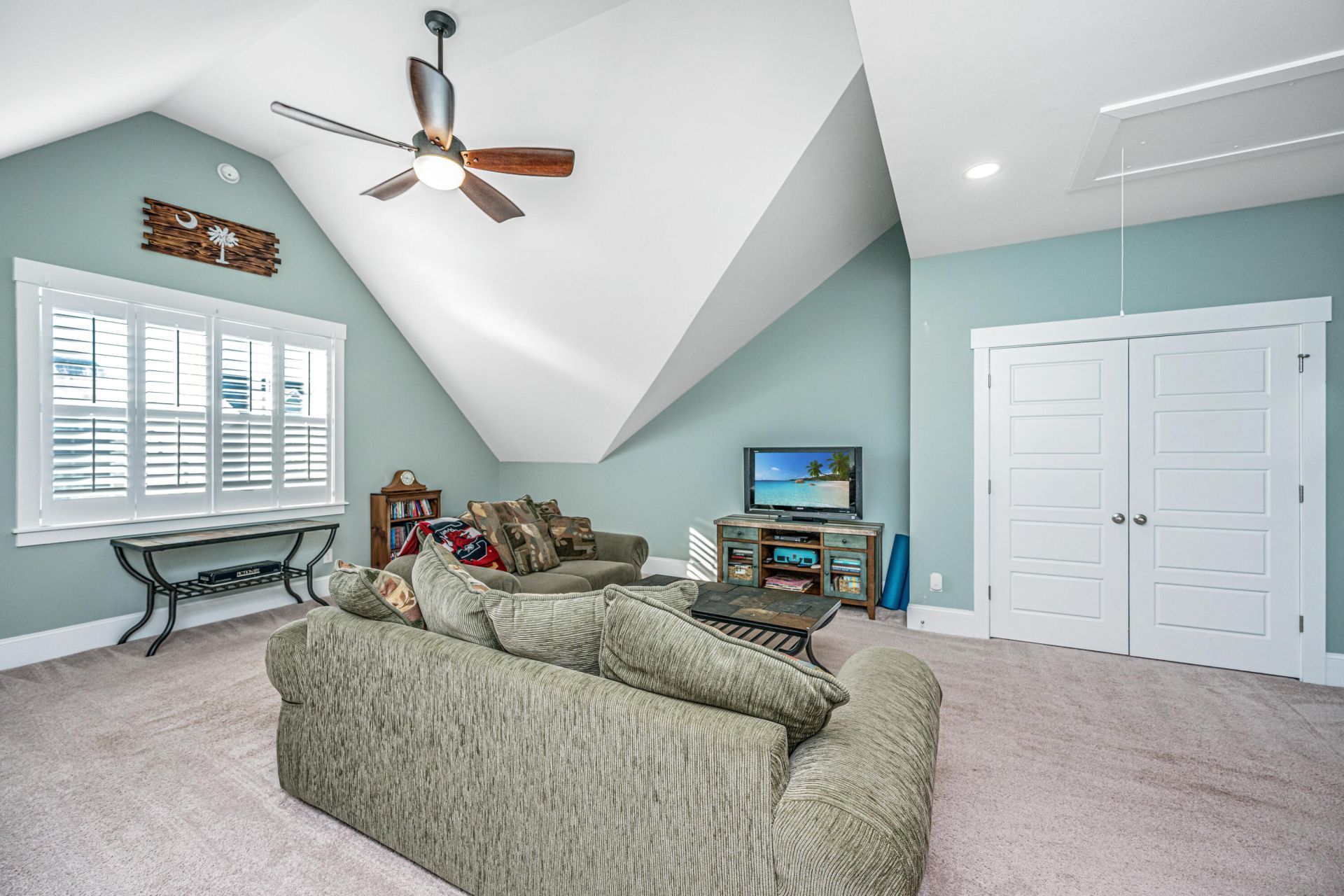 2226 Mother Of Pearl Drive Photo 36