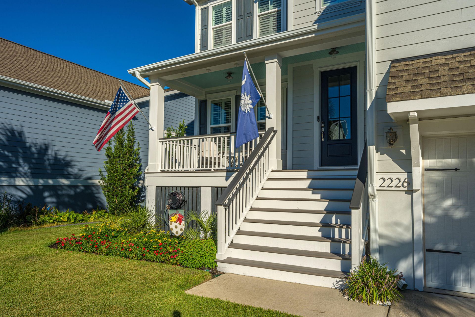 2226 Mother Of Pearl Drive Photo 4