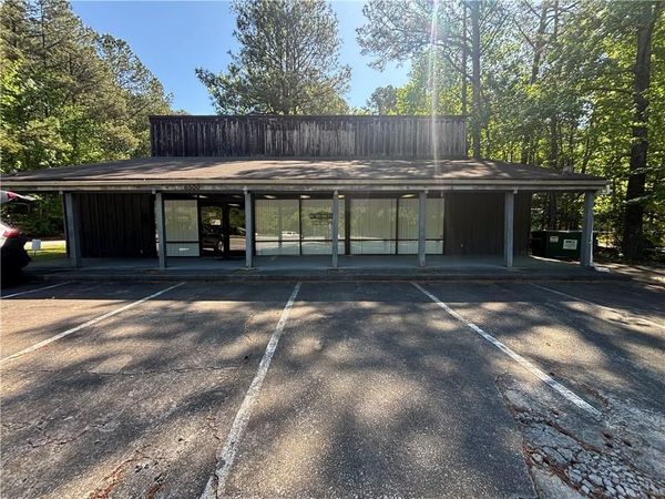 6500 Shannon Parkway , Union City, GA 30291