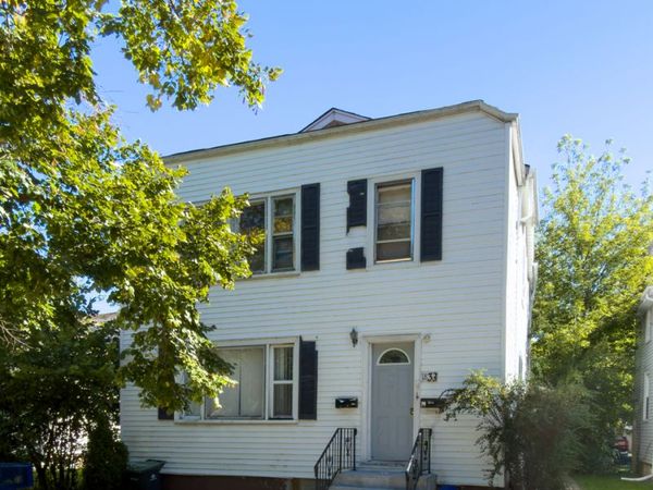 1833 Hartrey Avenue , Evanston, IL 60201