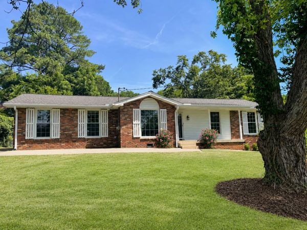 126 Gatone Dr, Hendersonville, TN 37075