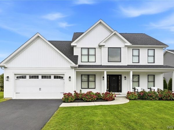 141 Canalview Terrace , Buffalo, NY 14228