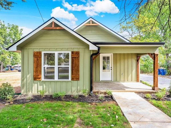 710 N 2nd Street, Marlow, OK 73055