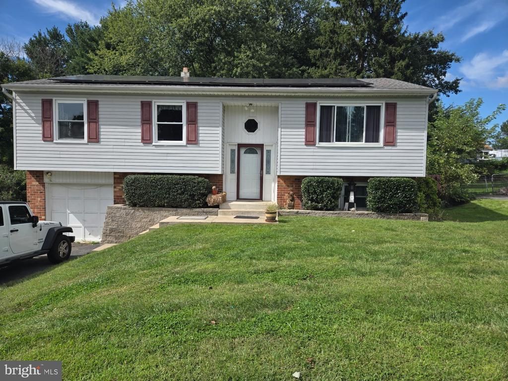 33 MULBERRY STREET, BOOTHWYN, PA 19061