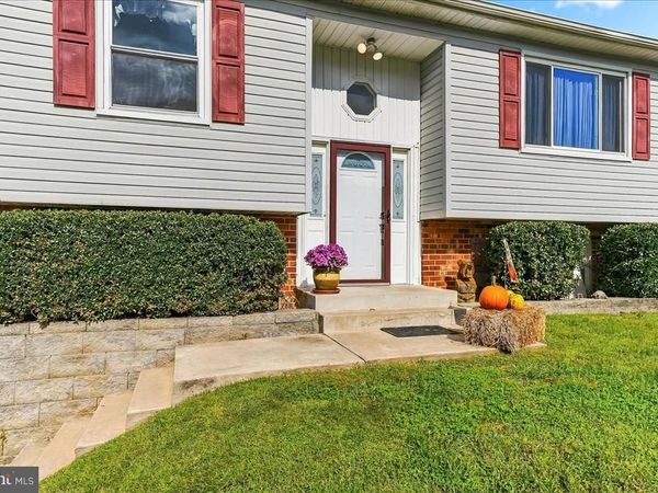 33 MULBERRY STREET, BOOTHWYN, PA 19061