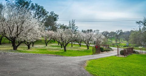 8065 Rock Springs Rd, Penryn, CA 95663 Photo